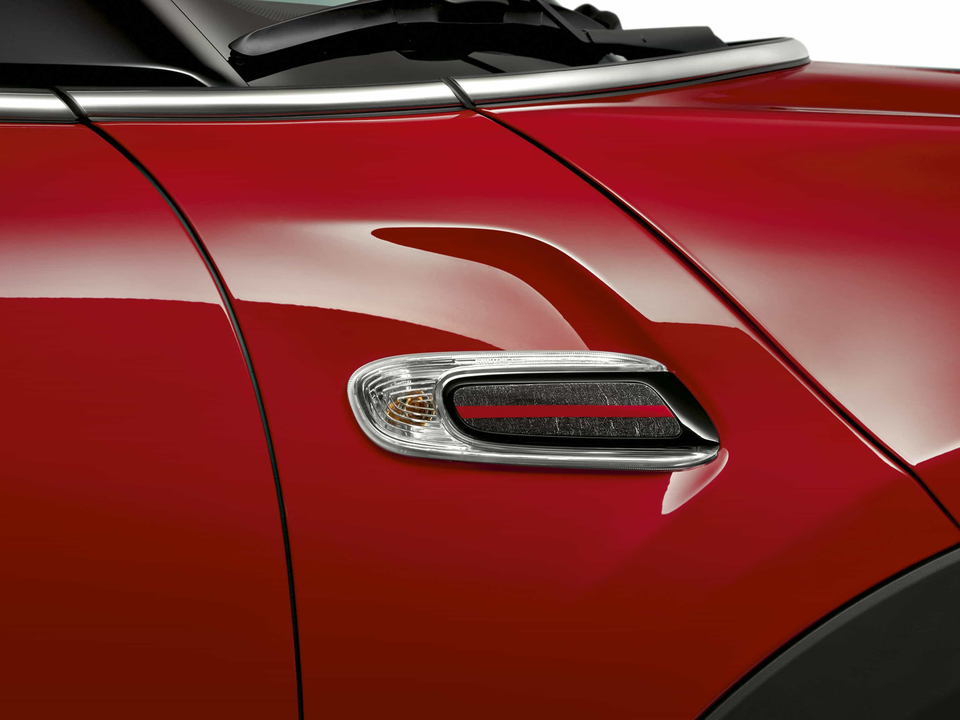 MINI John Cooper Works – rot und schwarz – Side Scuttles im Stitched Carbon-Look MINI John Cooper Works – rot und schwarz – Side Scuttles im Stitched Carbon-Look